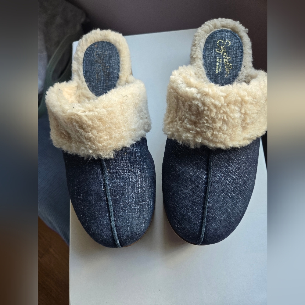 SEYCHELLES Cozy Denim and Cream Fur Clogs